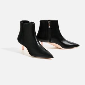[SOLD] Zara Limited Contrasting Sole Ankle Boot